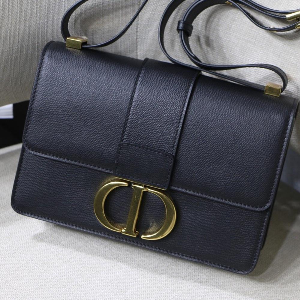 Dior 30 Montaigne Pouch